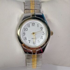 Accutime Women's Two-Tone Quartz Watch Silver Gold Stainless Steel New Battery